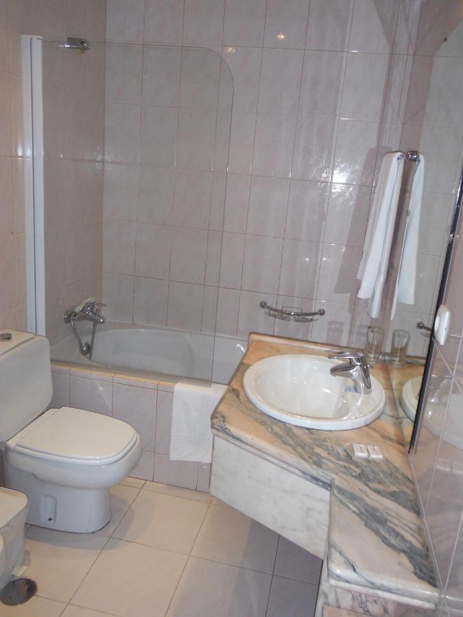 Hotel Alameda Алберґарія-а-Велья Екстер'єр фото